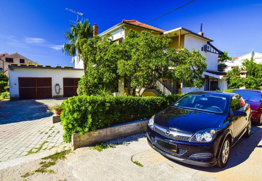 Apartments Snjeza Family Oasis