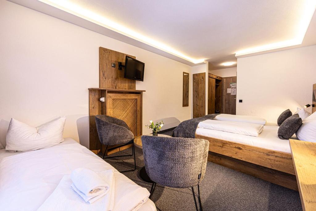 Hotel AlpinaRos - Çift Kişilik Oda - İlave Yataklı