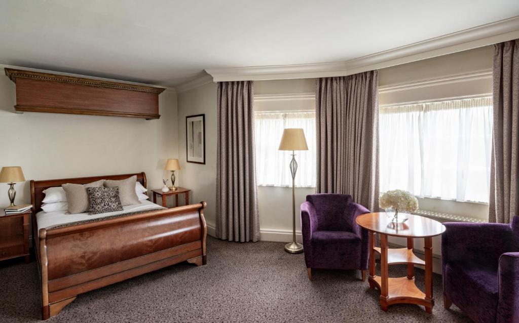 Brandshatch Place & Spa - 