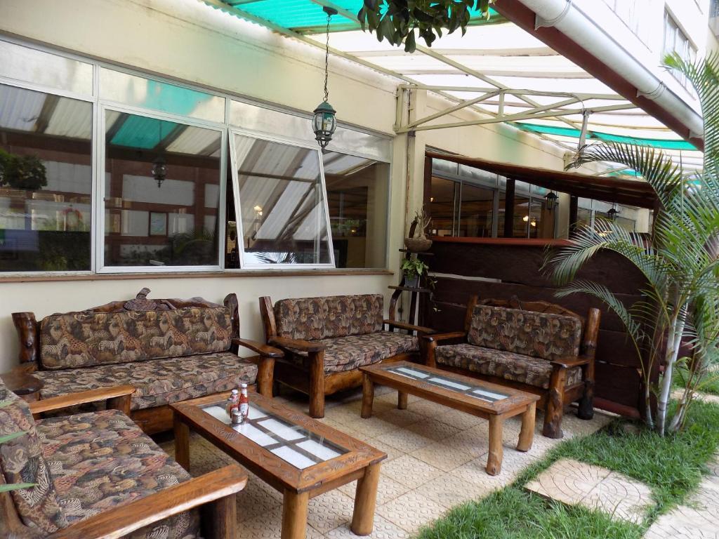 Posezení v ubytování Kenya Comfort Suites