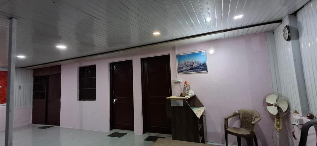 Gallery image of Rose Cottage - On Nakki Lake in Mount Ābu