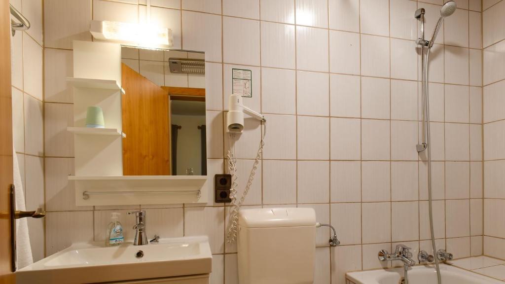Hotel Kachelburg - Double Room With Balcony