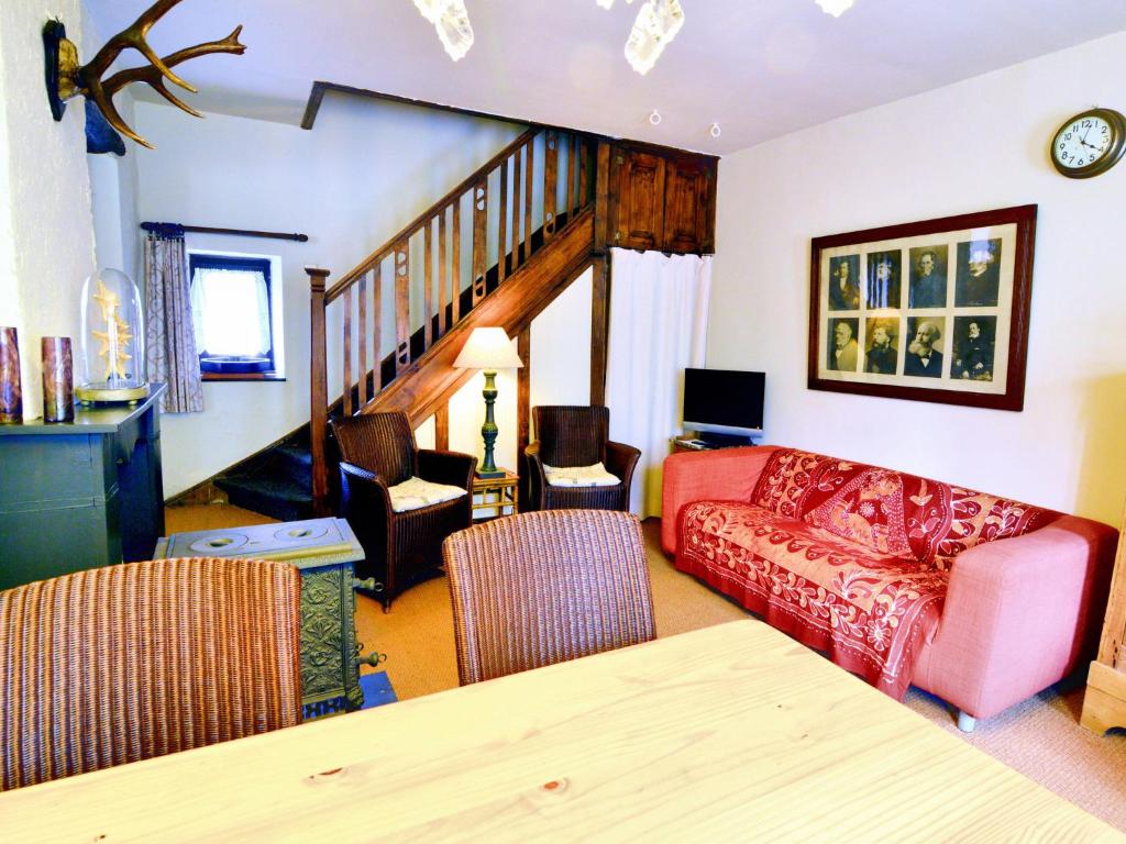 Posezení v ubytování Cottage in Paliseul near Bouillon Trails