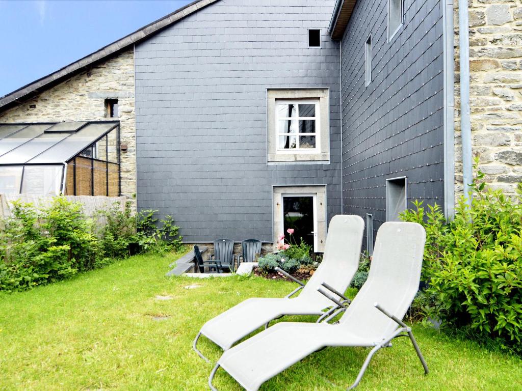 Zahrada ubytování Cottage in Paliseul near Bouillon