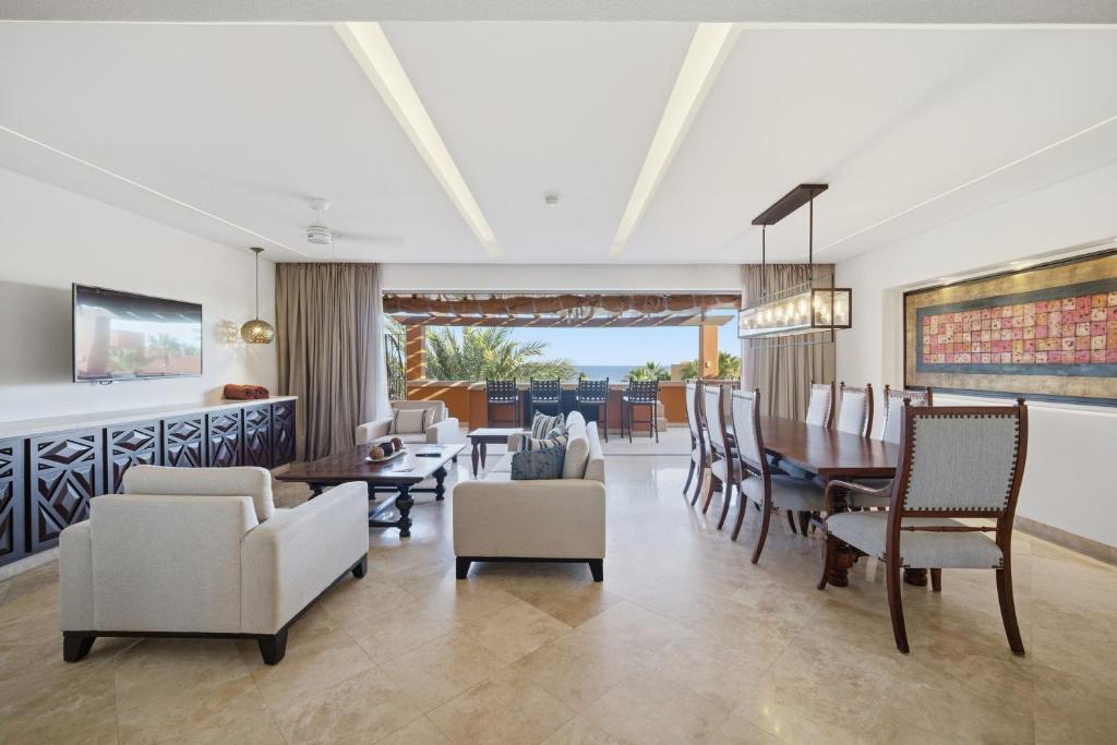 Luxury High Rise Suite With Ocean View Reference: Presidential Two Bedroom Suite Ocean View Casa Del Mar كابو
