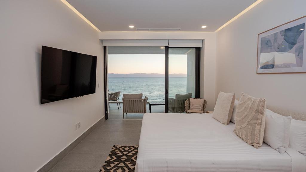 Bantay Beachfront Living - Ocean Views & Luxury Amenities - 海景三卧室公寓