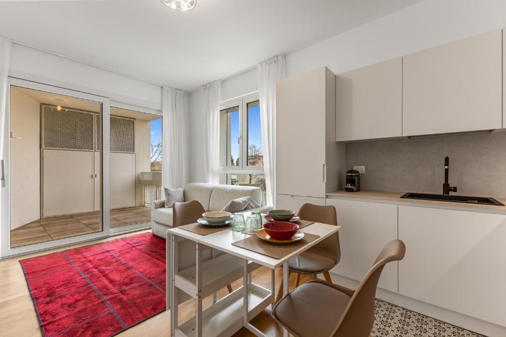 Bilocale con Terrazzo vicino M1 - San Siro