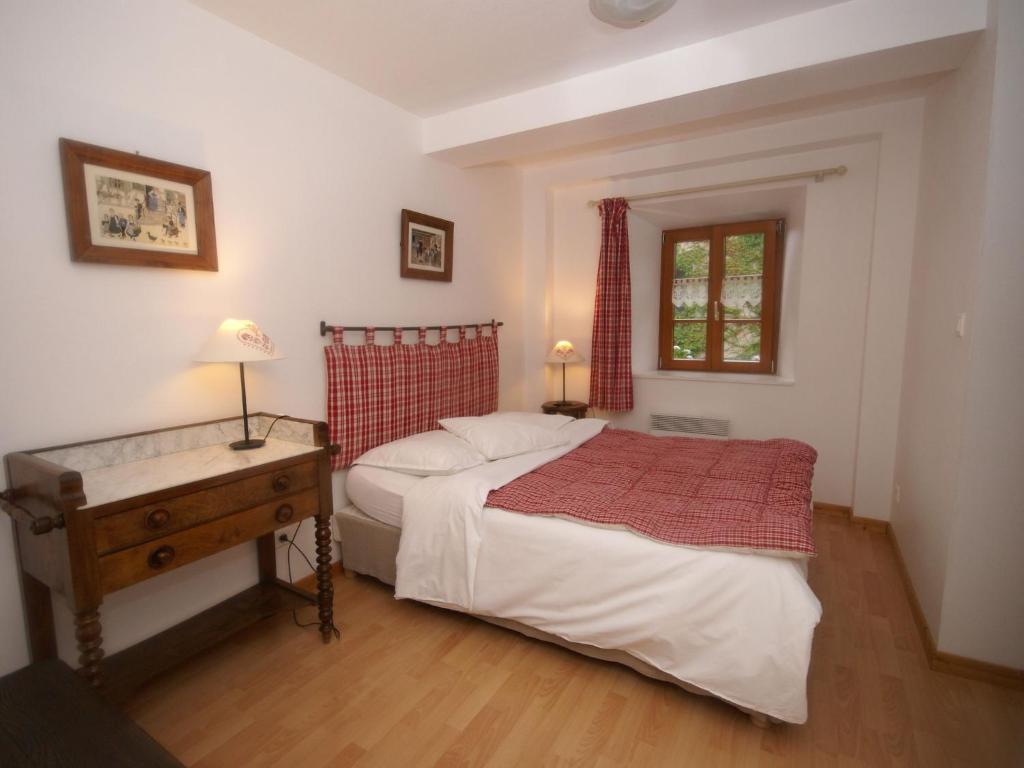 Apartment in Riquewihr with Terrace – photo 2