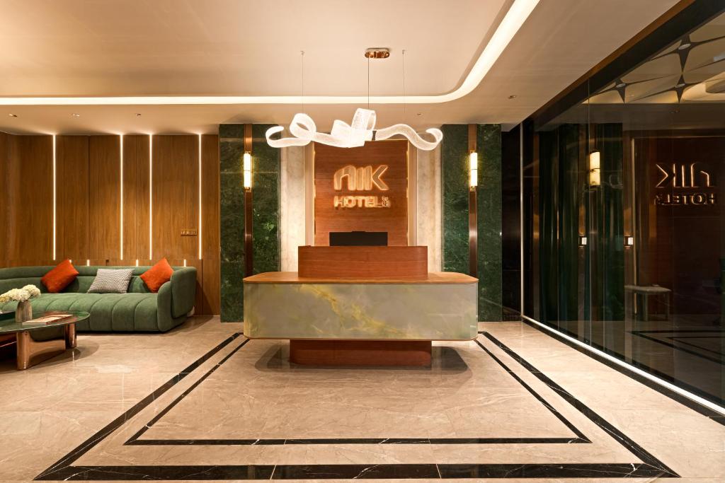 NiK Hotel Thi Sach 2