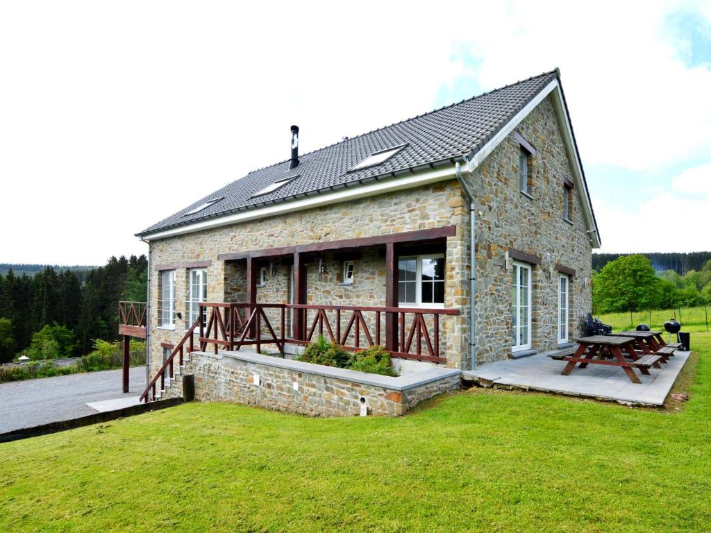 Trou de BraにあるPerfect Holiday Home in Trou de Bra between Liège, Spa and Ardennes plateauのギャラリーの写真