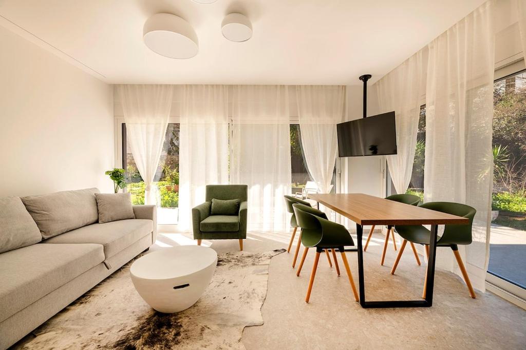 Boutique17 Luxury Apartment Ground Floοr