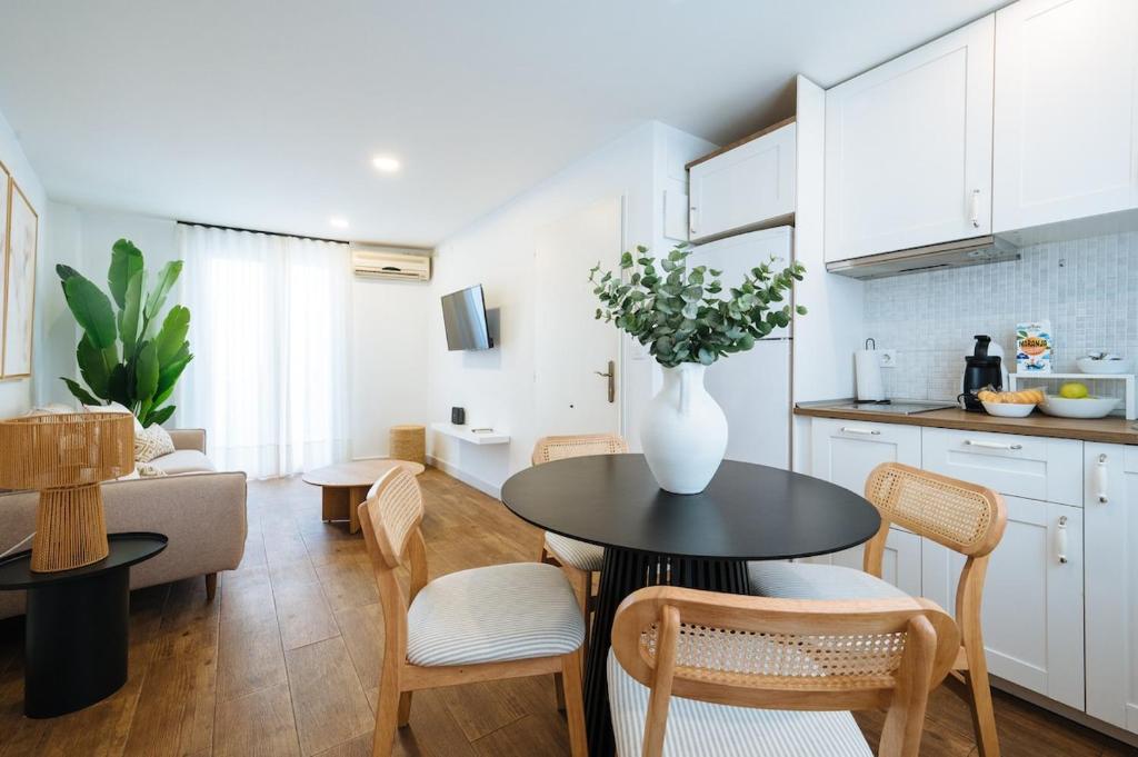 New apartment next to the Basilica de la Macarena