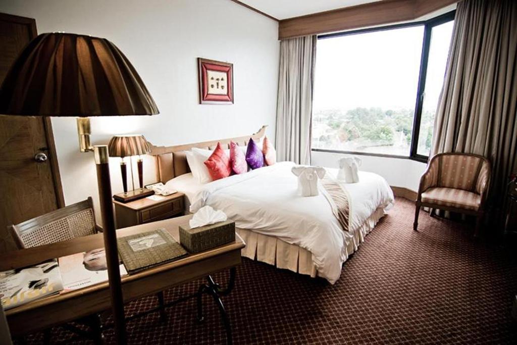 Laithong Hotel Ubon Ratchathani - Deluxe Tweepersoonskamer