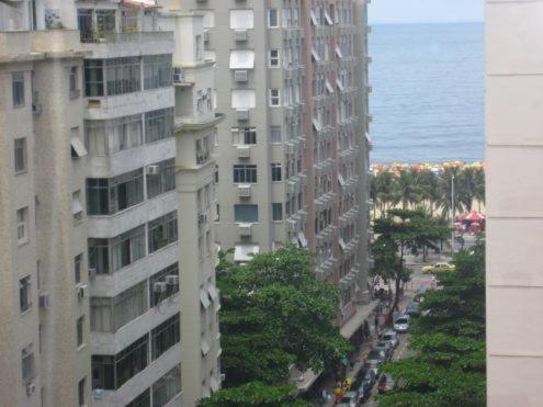 Foto da galeria de Apartamento de Férias Copacabana Rio de Janeiro no Rio de Janeiro