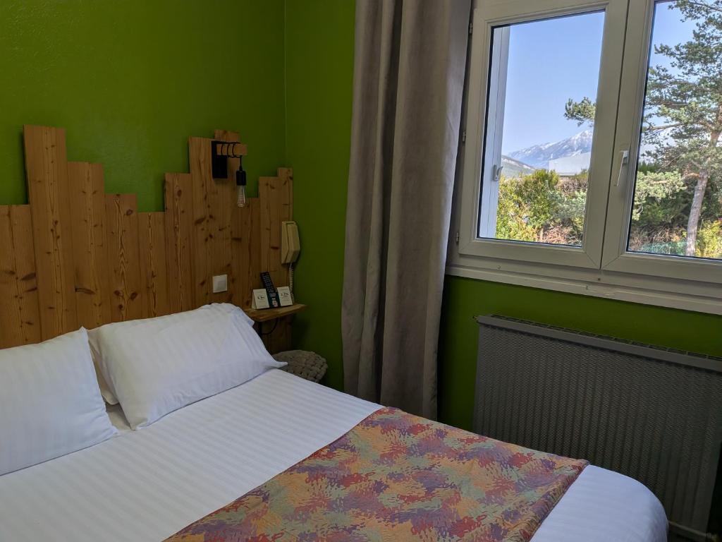 Logis Hotel Eden Lac - スタンダード ダブルルーム