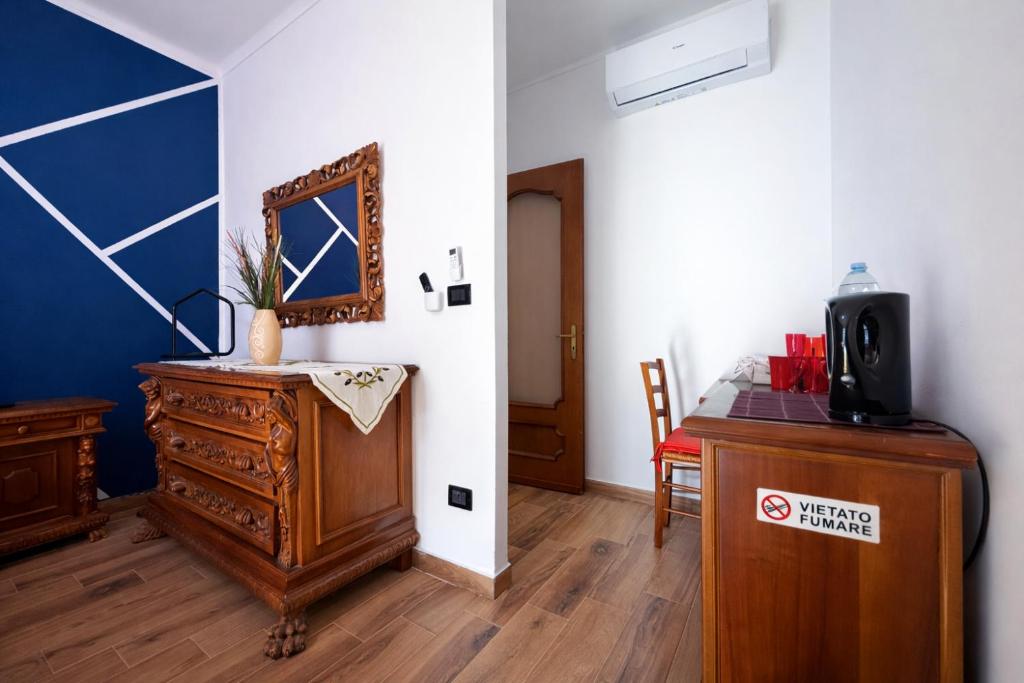 Casa Antonelli - Triple Room With Private Bathroom