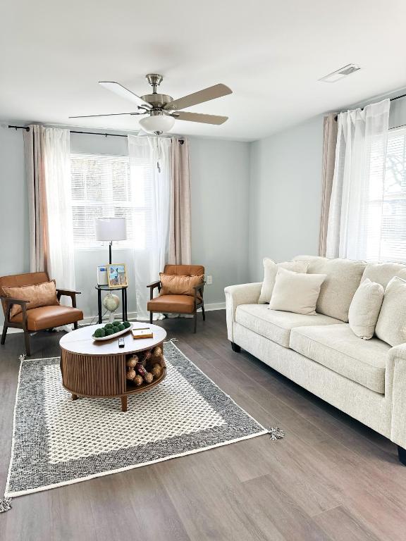 Gallery image of La Casita in Smithfield