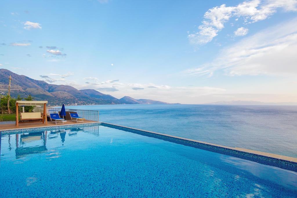 Kshira Oasis Qeparo - Boutique Beachfront Suites & Restaurant