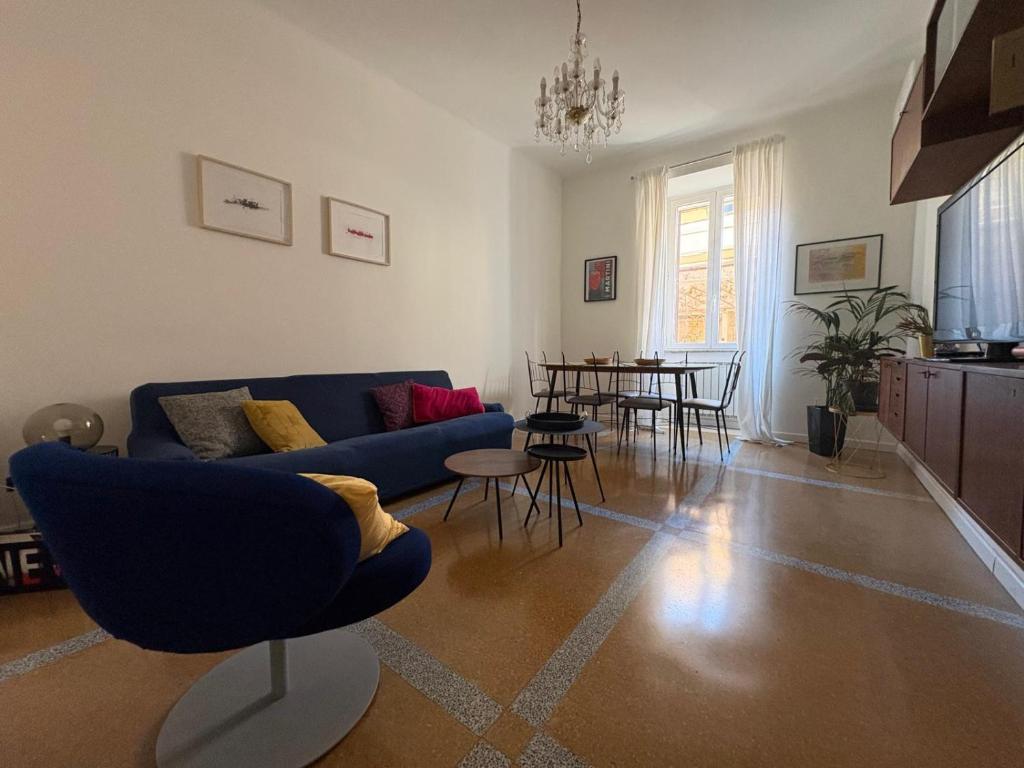 Design House Monti