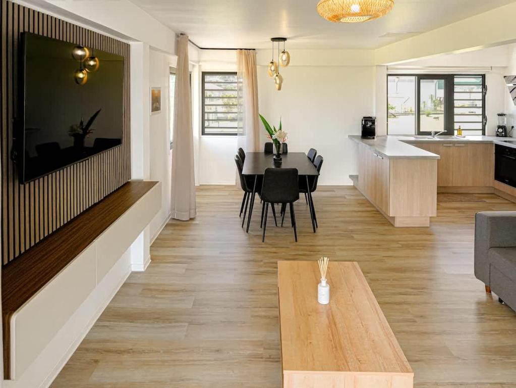 New 2BR Apartment with AC Near Lagoon & Dining - photo 3 - Tahiti, Polynésie