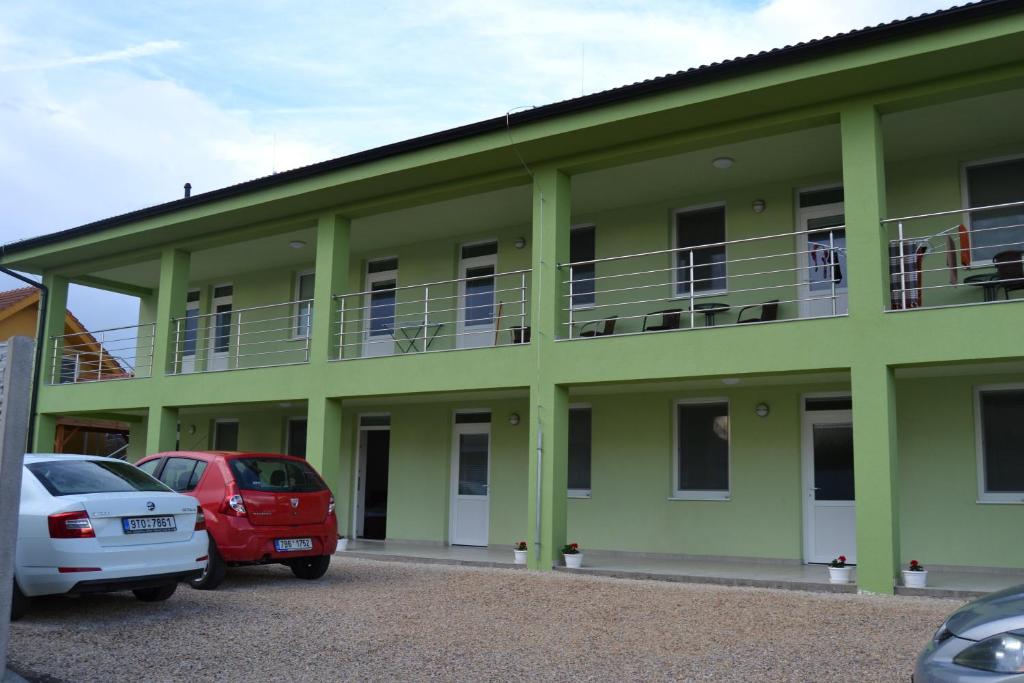 Budova, kde se apartmán nachází