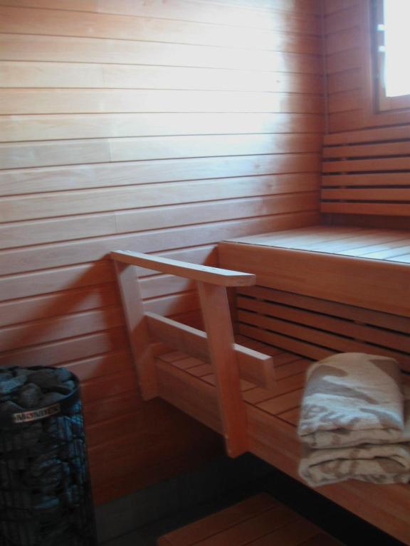 Postel nebo postele na pokoji v ubytování Kierinki Village Majatalo