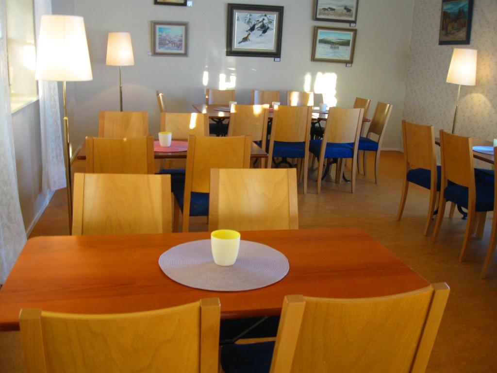Restaurace v ubytování Kierinki Village Majatalo
