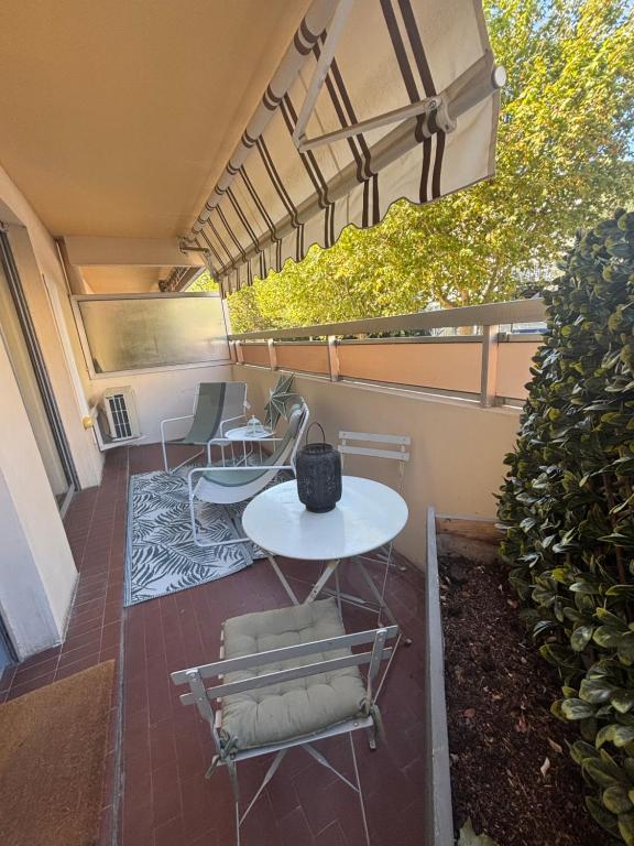 Très bel appartement centre ville Cannes