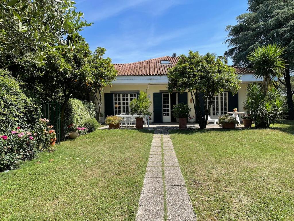 ROME Spacious Romantic House