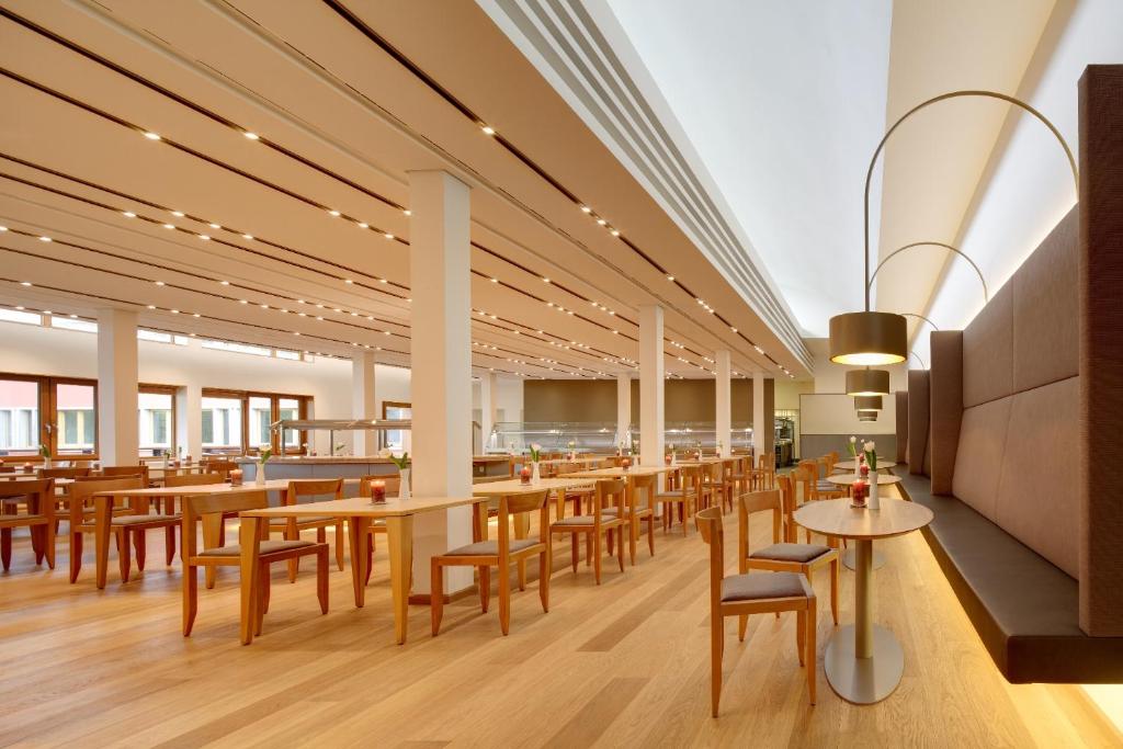 Restaurace v ubytování Ostseehotel Dierhagen