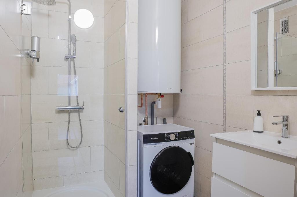 ThePlaceToB Coeur Mulhouse Apartment – photo 8