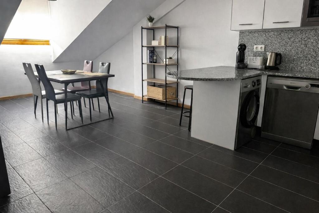 Aldea Bricia 20 BC - Housity