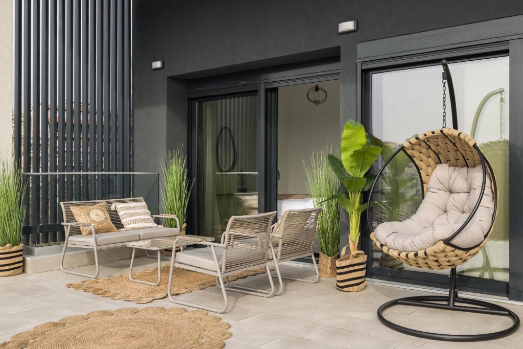 Hortensia Luxury Αpartment by BiNoBi!