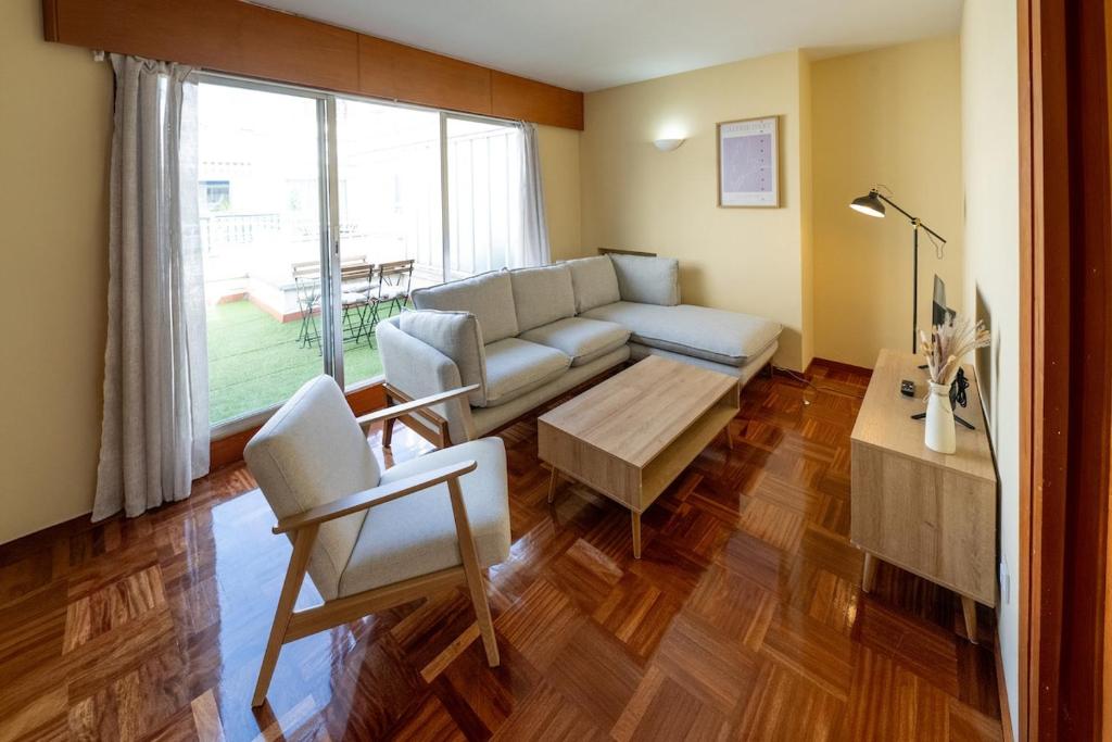 Beautiful penthouse with a terrace in the center 2A
