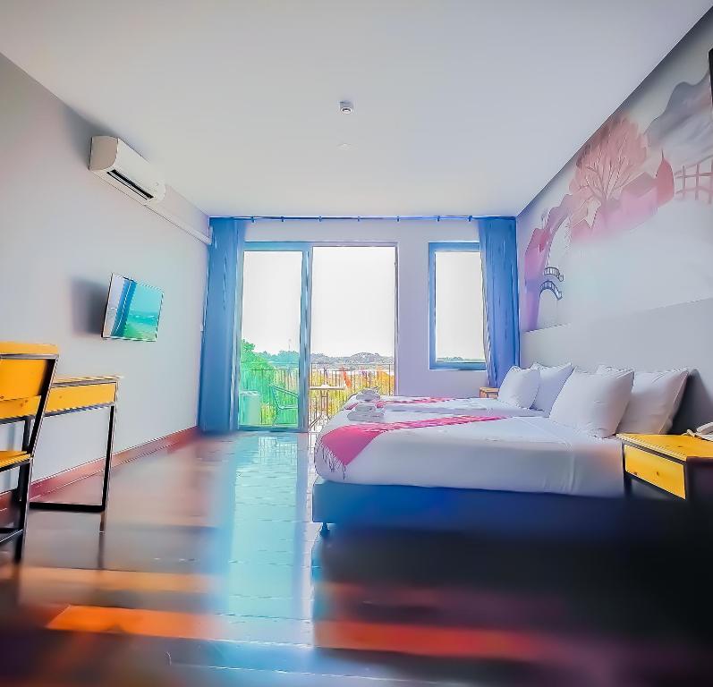 The Riva Vientiane Hotel - Twin Room With Balcony
