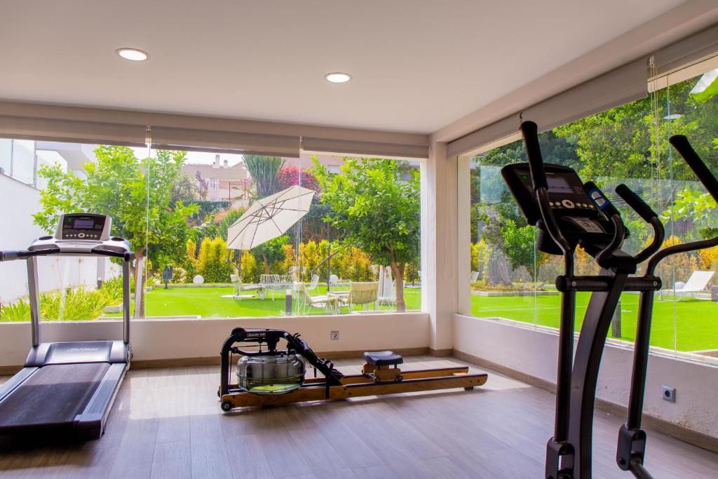 Fitness centrum a/nebo fitness zařízení v ubytování BLUESEA Dimona Suites