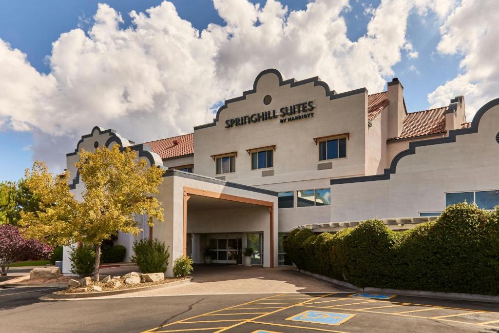 a rendering of the front of aospreyitz sites hotel at SpringHill Suites Prescott in Prescott