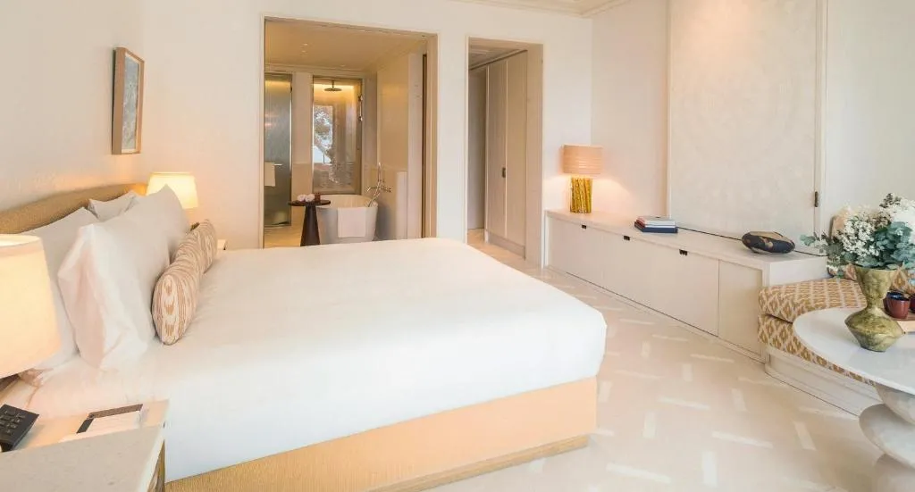 Deluxe Sea View Twin Room