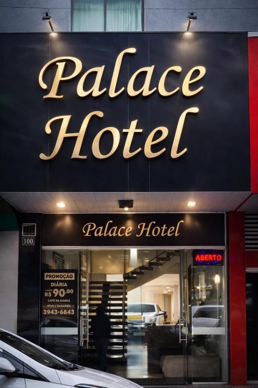 a palage hotel sign on the front of a building at Palace Hotel in Anápolis