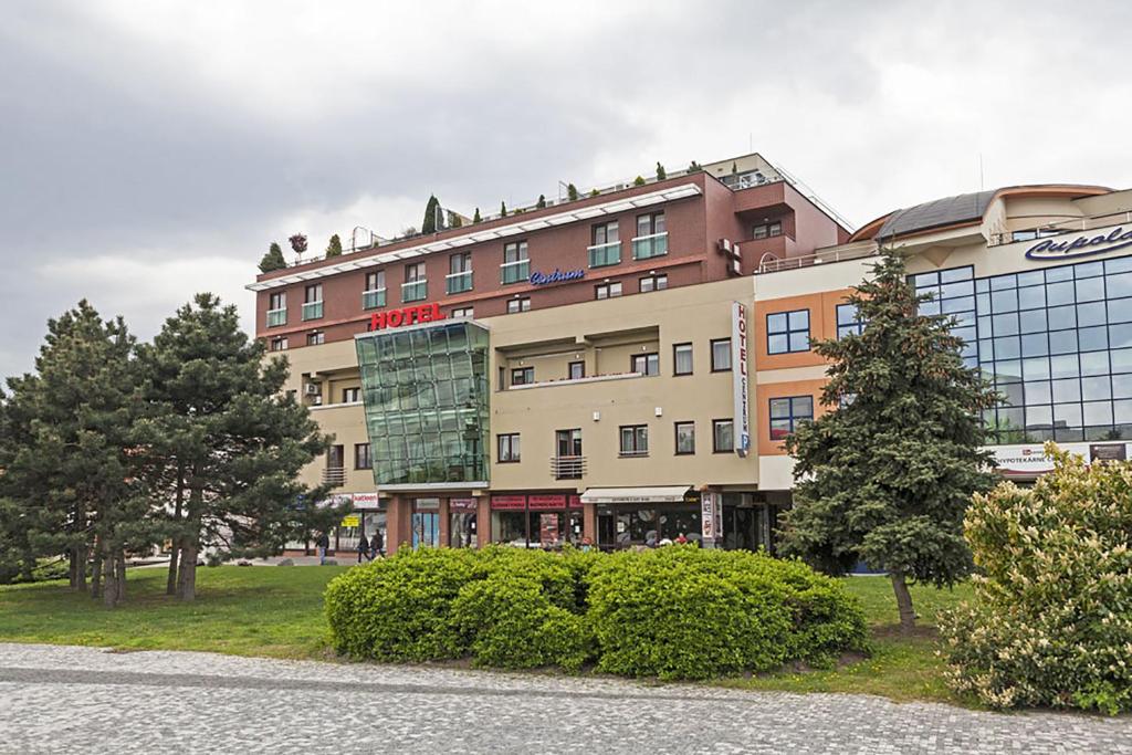 Budova, kde se hotel nachází