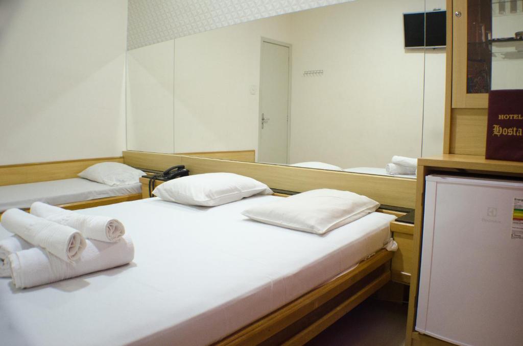  Hotel Hostal (Adults Only)