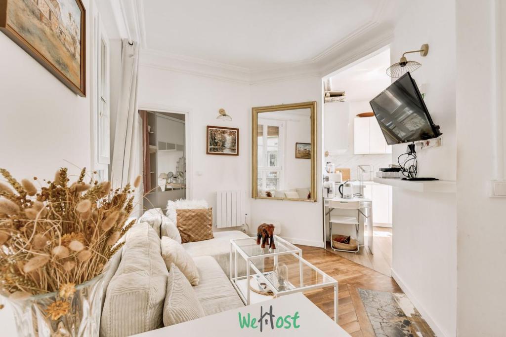 Parisian charm a stone's throw from Montmartre