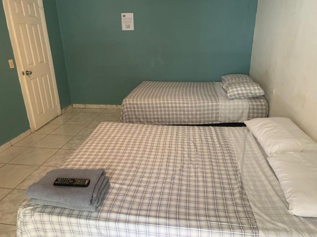 Hotel&Hostal Trinidad - Deluxe Twin Room