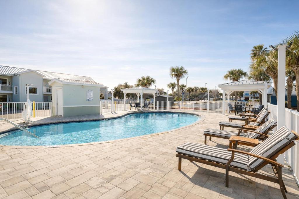 Destin Inn & Suites, Destin (updated prices 2026)