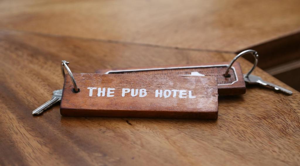 Certifikát, hodnocení, plakát nebo jiný dokument vystavený v ubytování The Pub Hotel