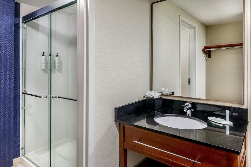 Fairfield Inn Portsmouth Seacoast photo