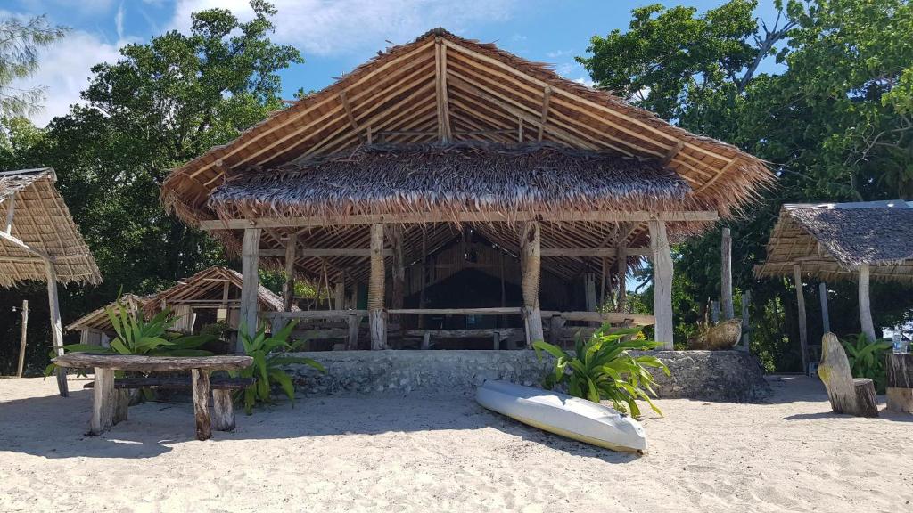 Port Olry BBQ Table and Camping Side