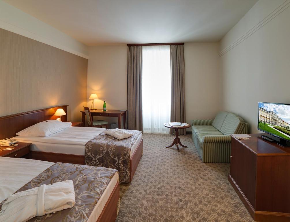 Letto o letti in una camera di Grand Hotel Rogaška Premium