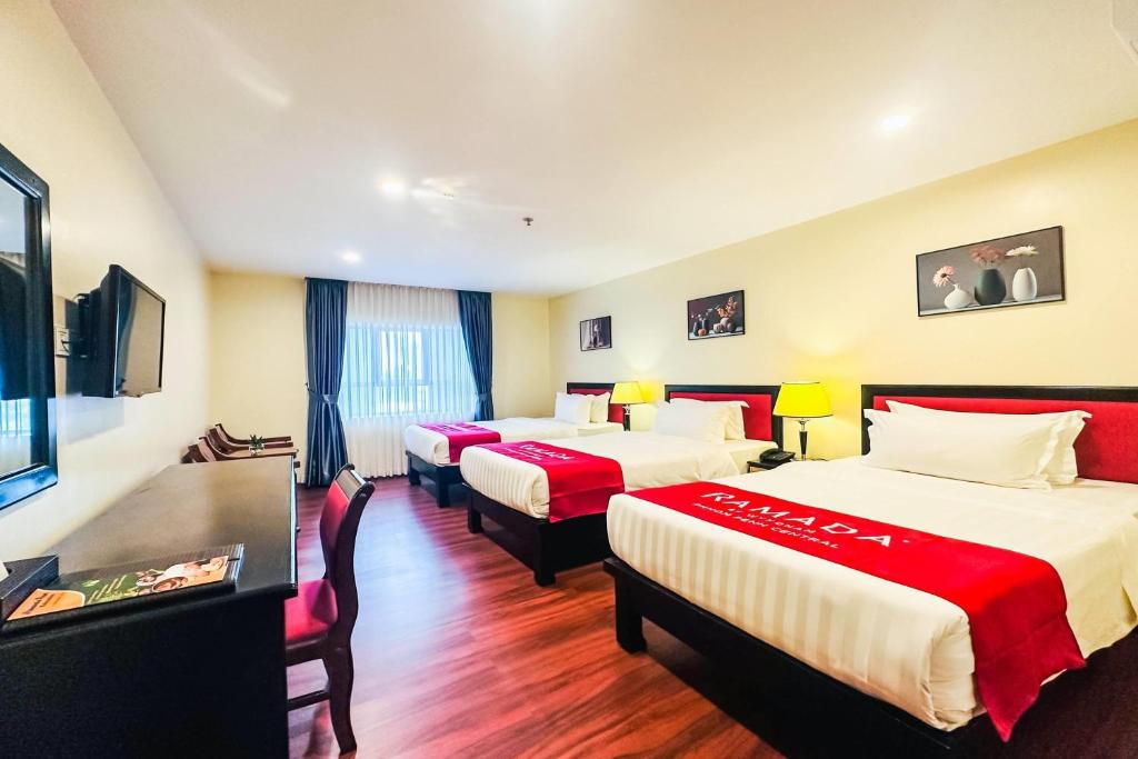 Ramada by Wyndham Phnom Penh Central - Camera Tripla Deluxe