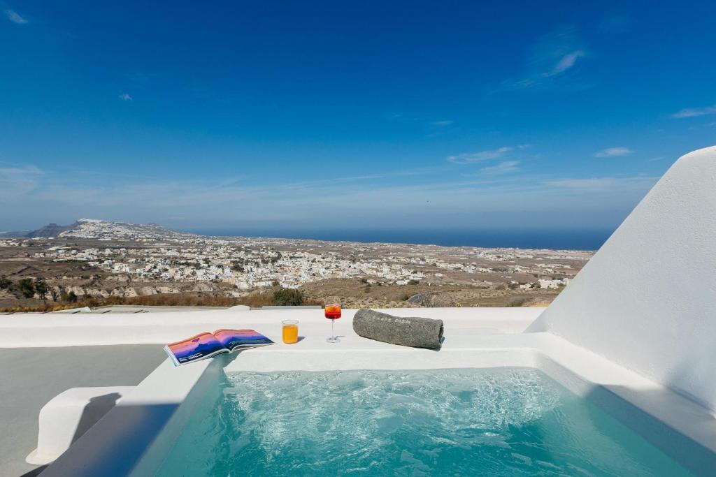 Carpe Diem Santorini - 